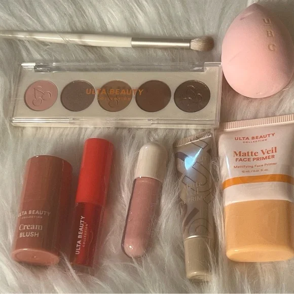 🌞NEW🌞Women’s Ulta Beauty Blush and Primer Set with Brown and Cream Tones - Picture 2 of 5
